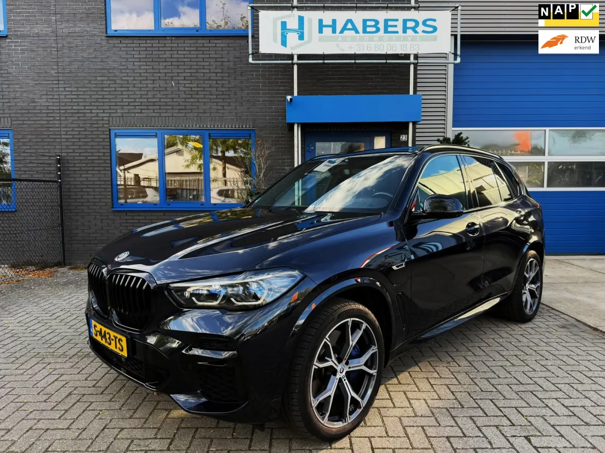 XDrive45e High Executive 361PK|NL Auto|Laser Light|ProfNavi|M-Pakket|Luchtvering|PANO|Adaptive|50e Editie|HUD|360C|Harman/K