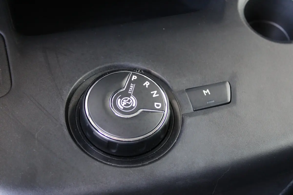 1.2 Turbo Active | 5-persoons | Dubbele schuifdeur | Navigatie | Camera | Climate control |