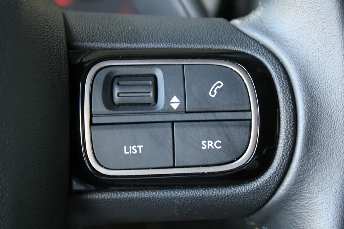 1.2 Turbo Active | 5-persoons | Dubbele schuifdeur | Navigatie | Camera | Climate control |