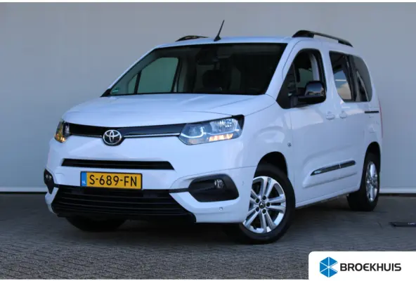 1.2 Turbo Active | 5-persoons | Dubbele schuifdeur | Navigatie | Camera | Climate control |