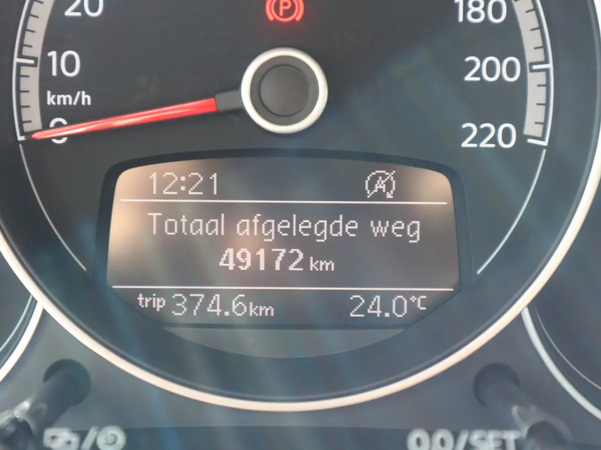 Up! 1.0 EXECUTIVE CAMERA CLIMA CRUISE 49172 KM
