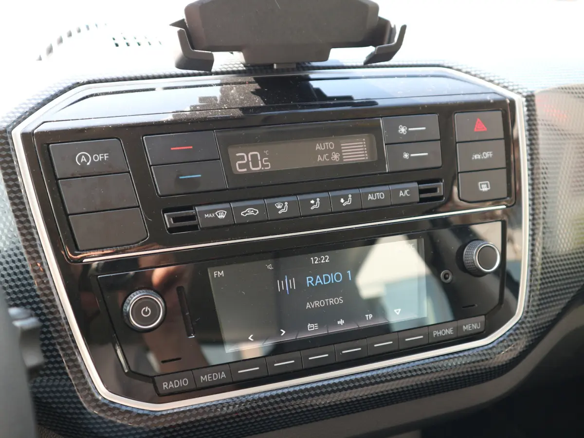 Up! 1.0 EXECUTIVE CAMERA CLIMA CRUISE 49172 KM
