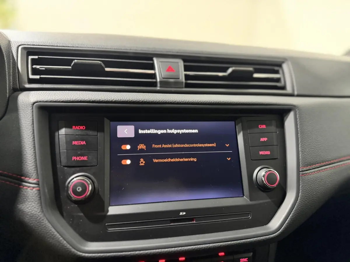 1.0 TSI FR|CARPLAY|CAMERA|AUTOMAAT|DIGITAL DASH