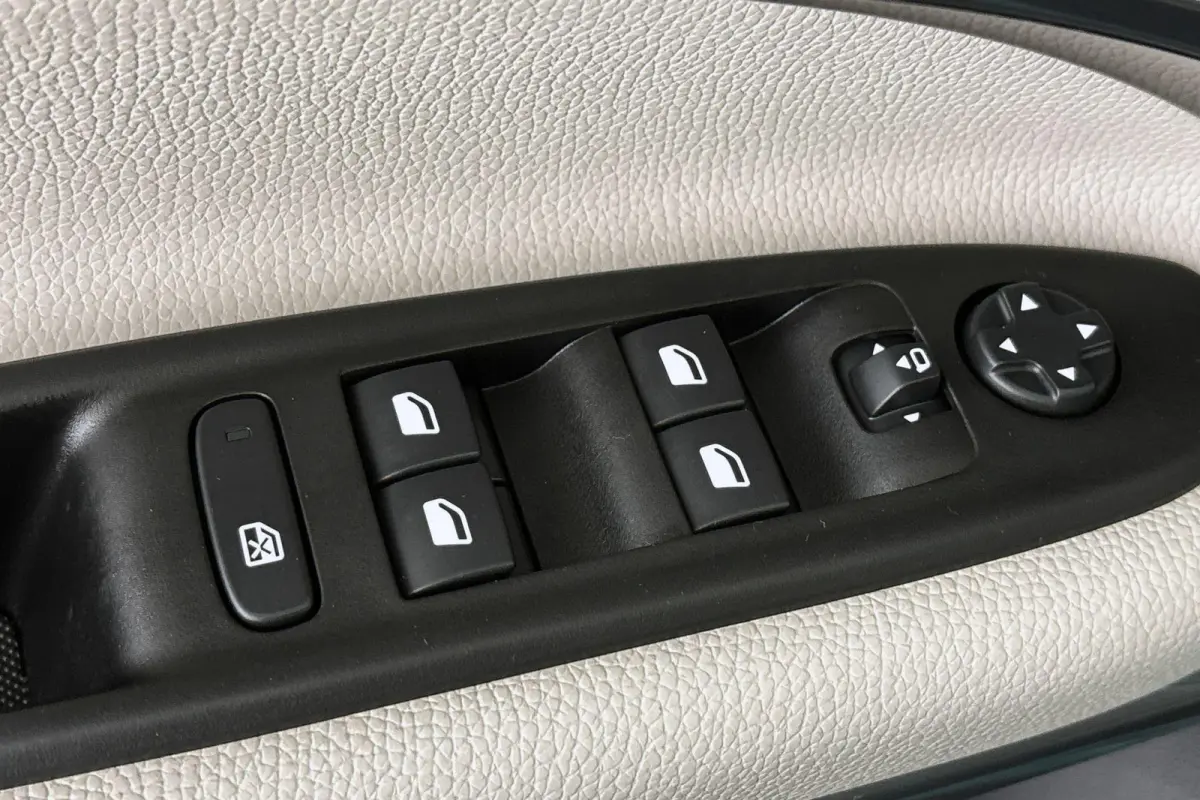1.2 Hybrid La Prima Massage Adaptieve Cruise Control Stoelverwarming