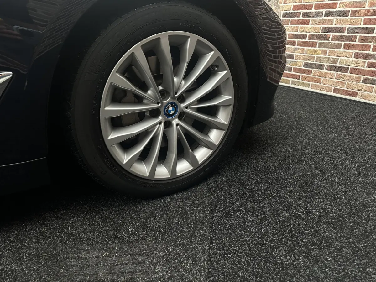 530e iPerformance High Executive Pano| Harman Kardon| 360 camera