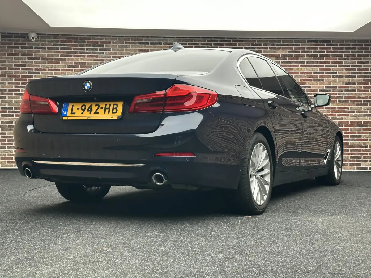 530e iPerformance High Executive Pano| Harman Kardon| 360 camera