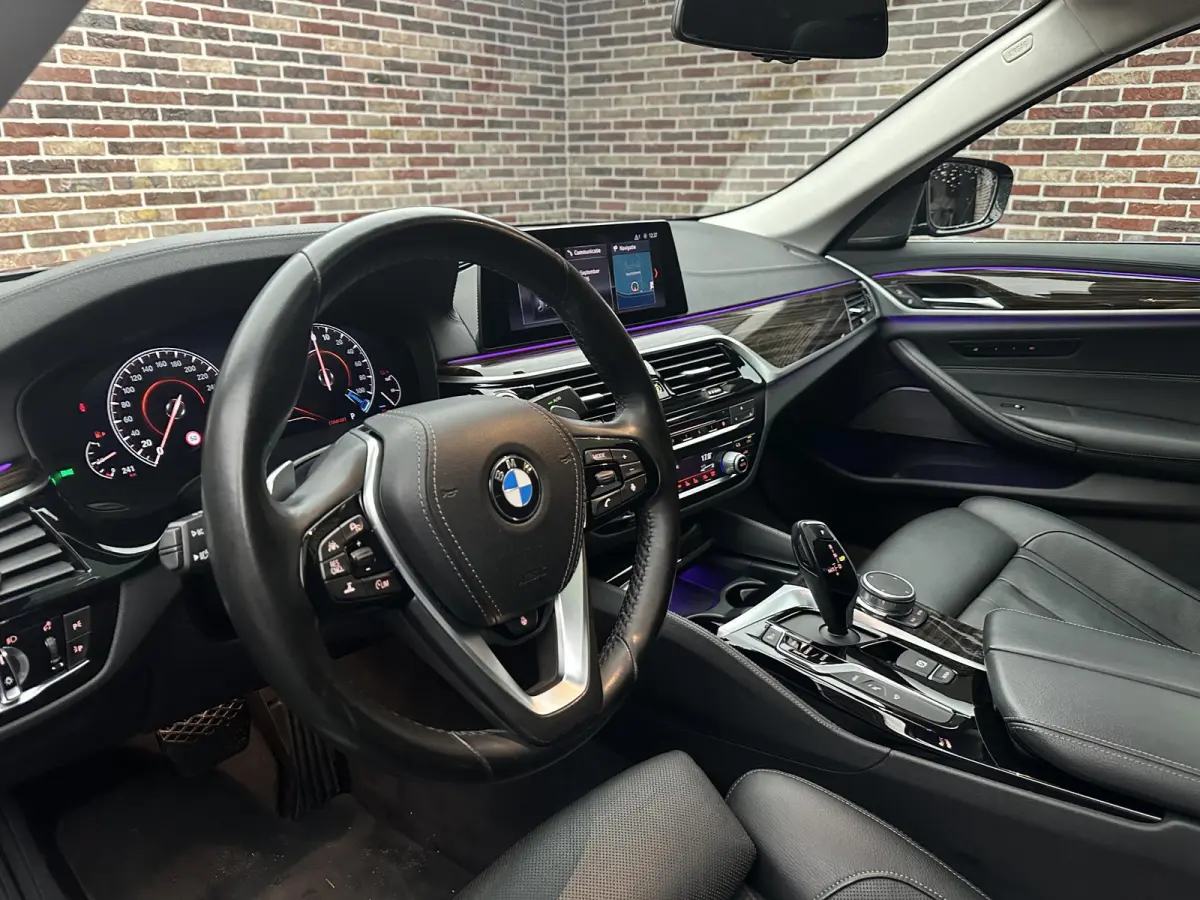 530e iPerformance High Executive Pano| Harman Kardon| 360 camera