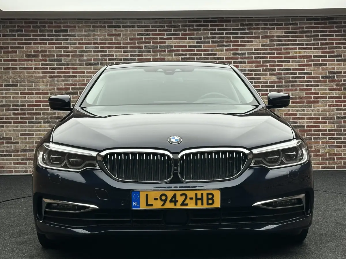 530e iPerformance High Executive Pano| Harman Kardon| 360 camera