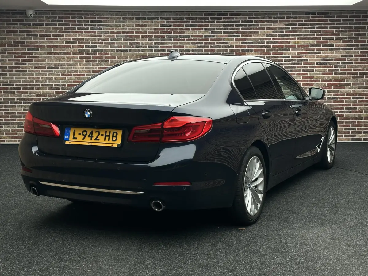 530e iPerformance High Executive Pano| Harman Kardon| 360 camera