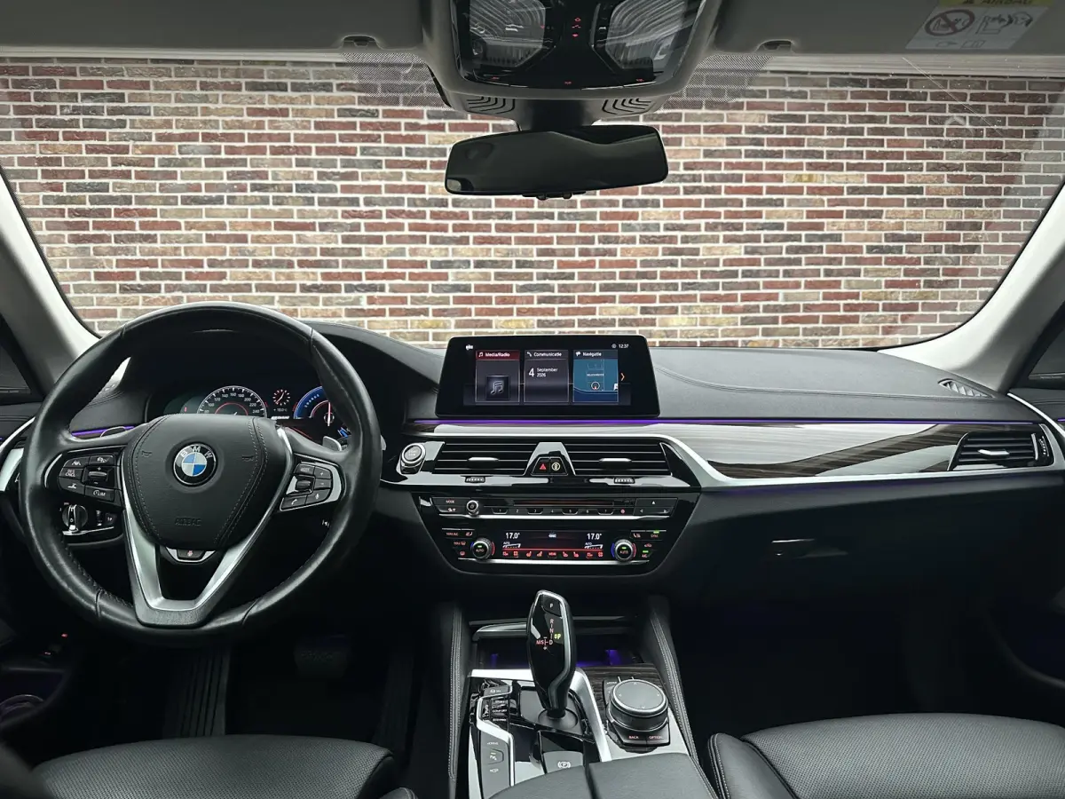530e iPerformance High Executive Pano| Harman Kardon| 360 camera