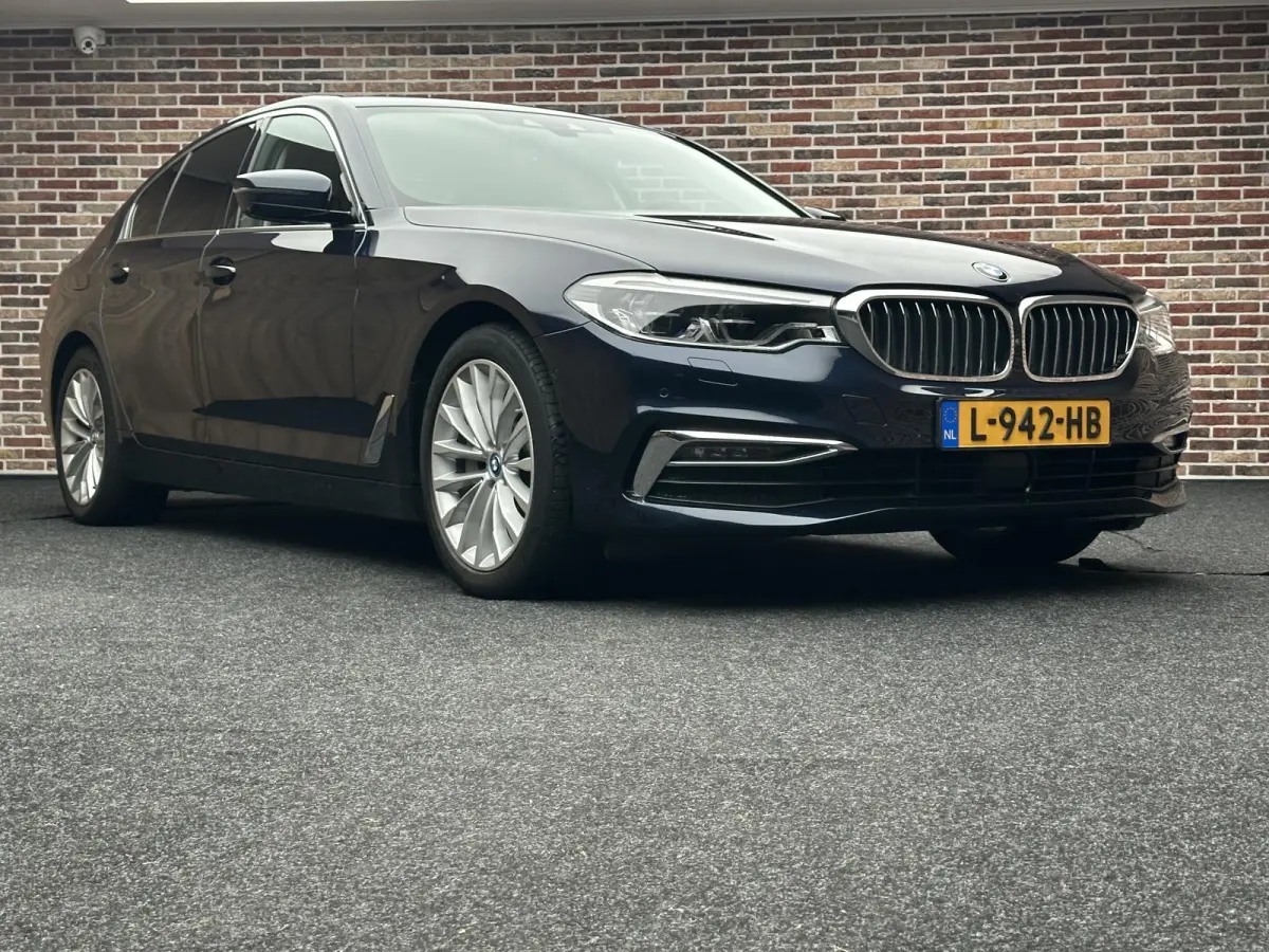 530e iPerformance High Executive Pano| Harman Kardon| 360 camera