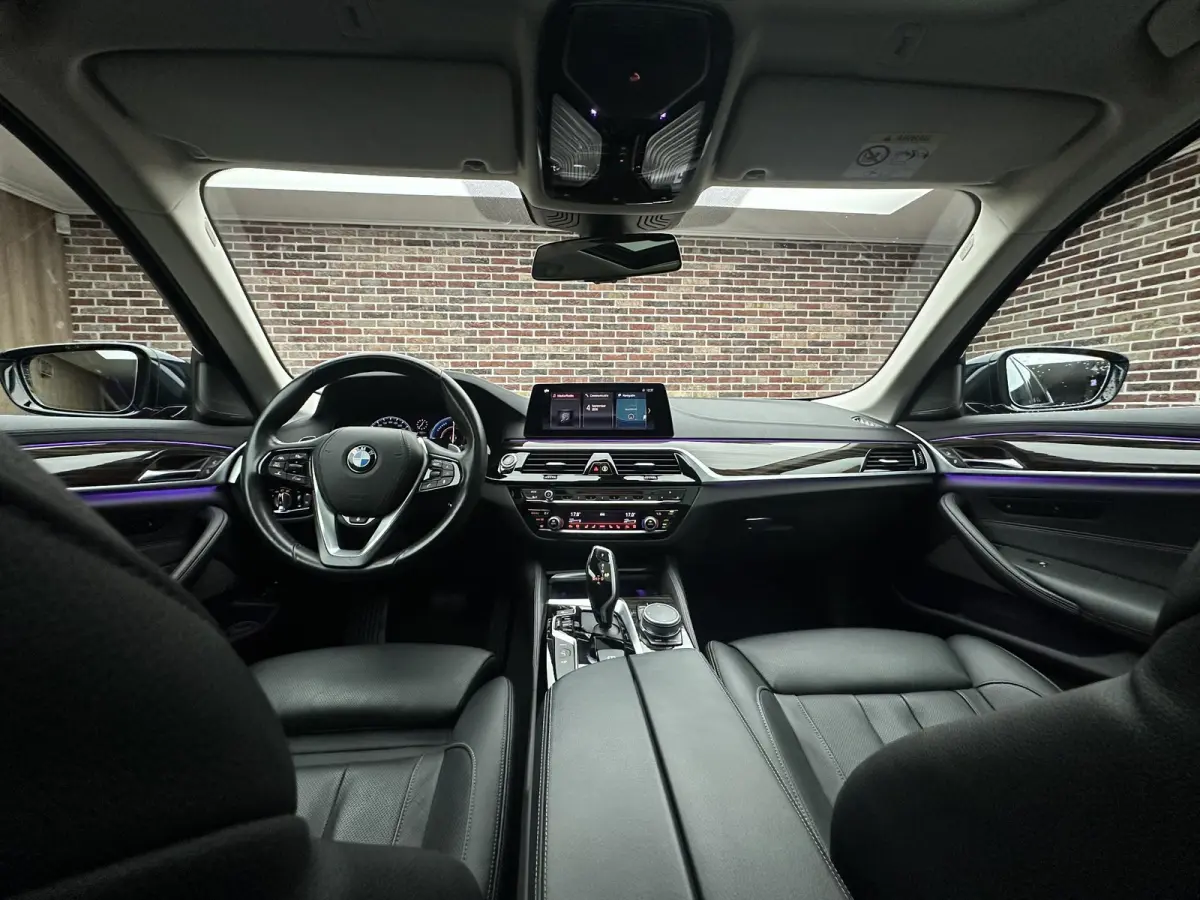 530e iPerformance High Executive Pano| Harman Kardon| 360 camera