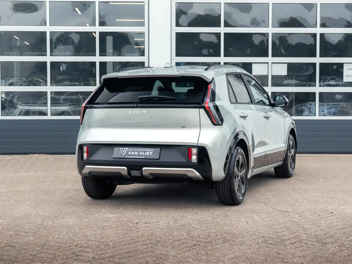 1.6 GDi Hybrid DynamicPlusLine | Actieprijs* | Navi. | Clima. | Adapt. Cruise. | Achteruitrijcamera | Parkeersensoren | Dodehoekassistentie | Stoel&Stuur Verwarming | Schuif-/Kanteldak