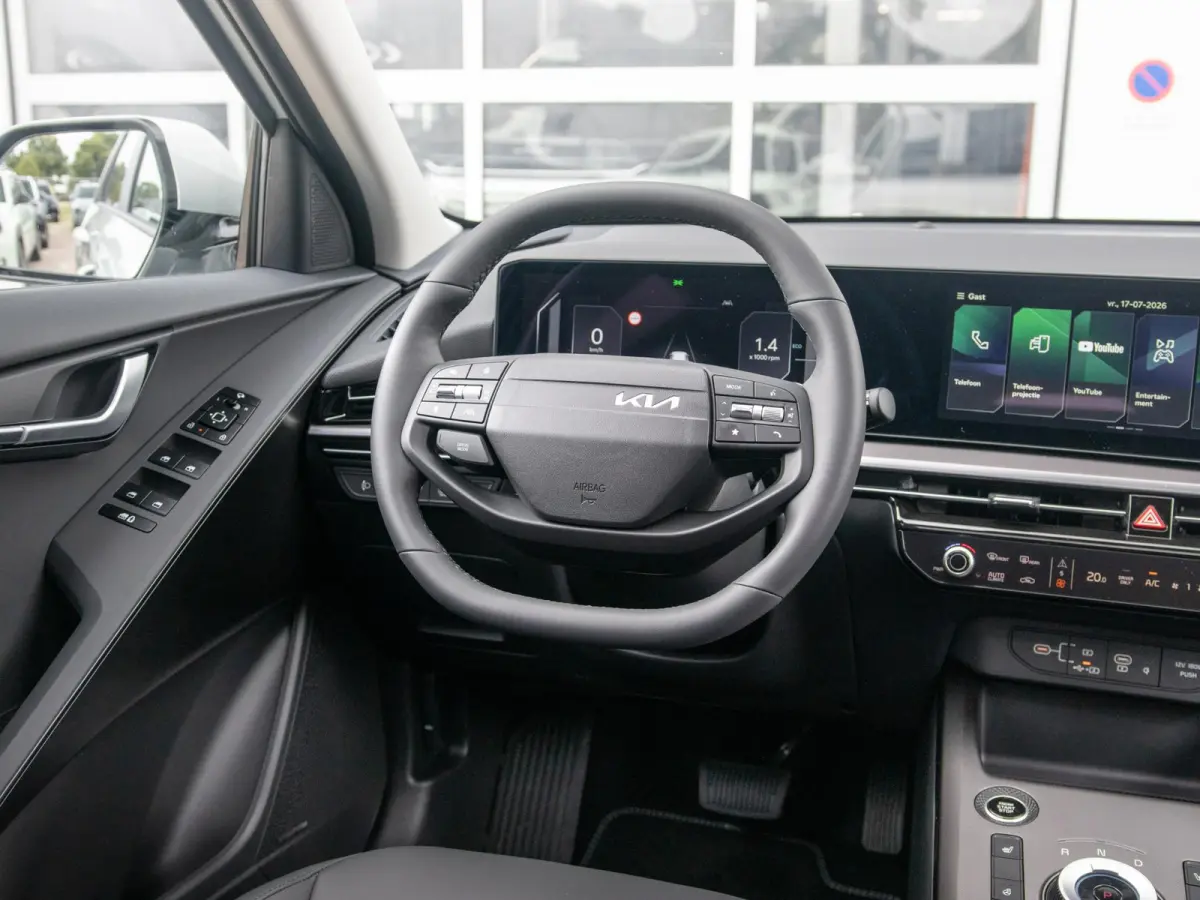 1.6 GDi Hybrid DynamicPlusLine | Actieprijs* | Navi. | Clima. | Adapt. Cruise. | Achteruitrijcamera | Parkeersensoren | Dodehoekassistentie | Stoel&Stuur Verwarming | Schuif-/Kanteldak