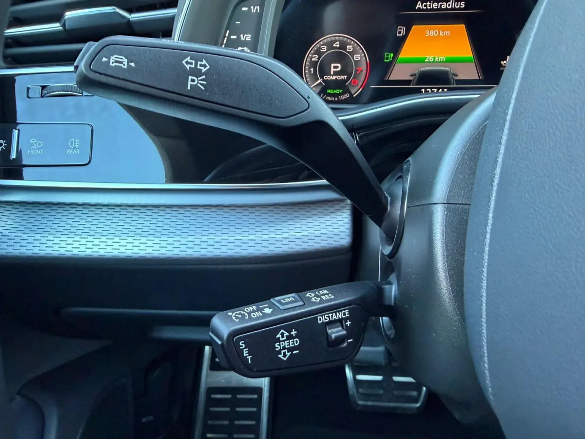 60 TFSI e quattro Pro Line S Competition