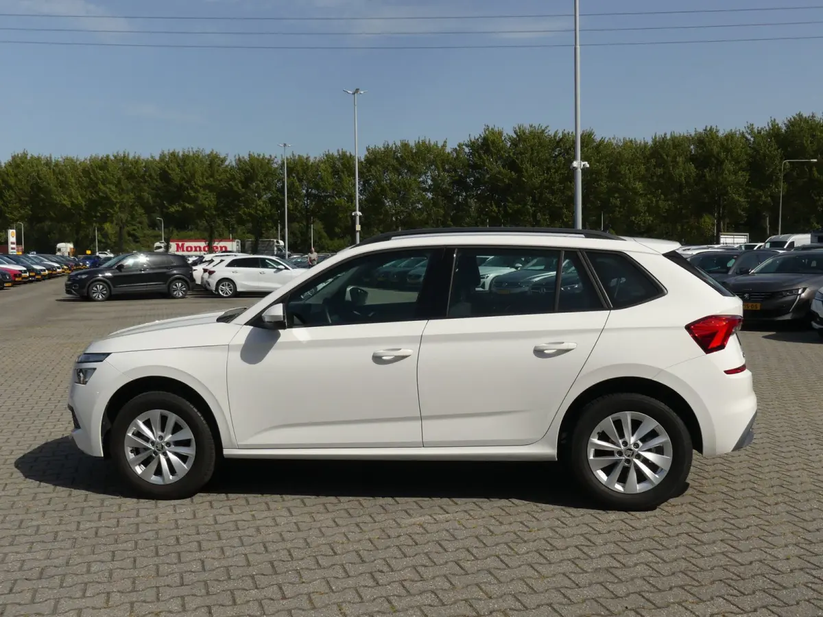 1.0 TSI Ambition | Climate Control | Navigatie + CarPlay | PDC | Virtual Dashboard |