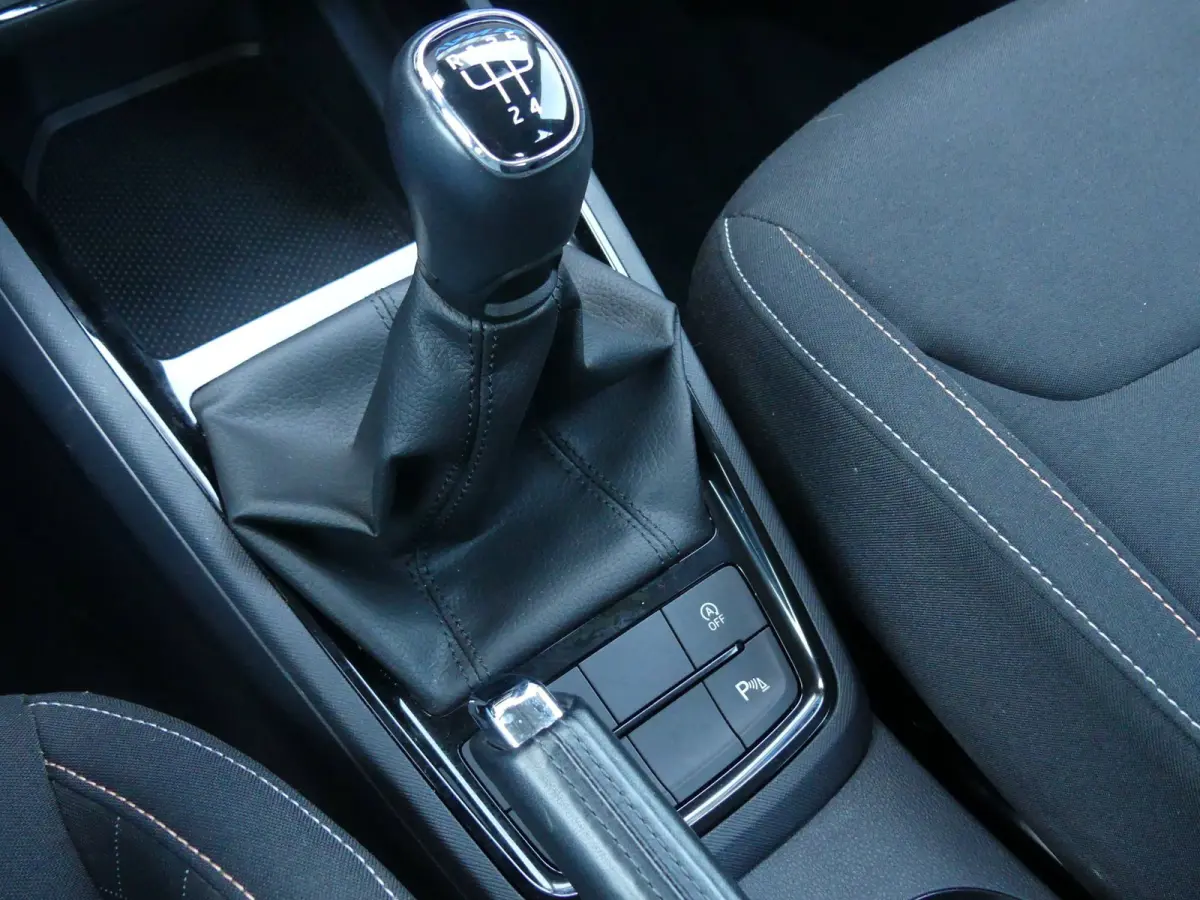 1.0 TSI Ambition | Climate Control | Navigatie + CarPlay | PDC | Virtual Dashboard |