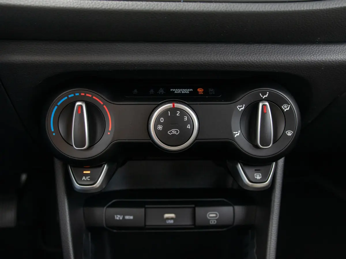 1.0 GDi DynamicLine | Actieprijs* | 4p. | Navi. | Airco | Cruise. | Achteruitrijcamera