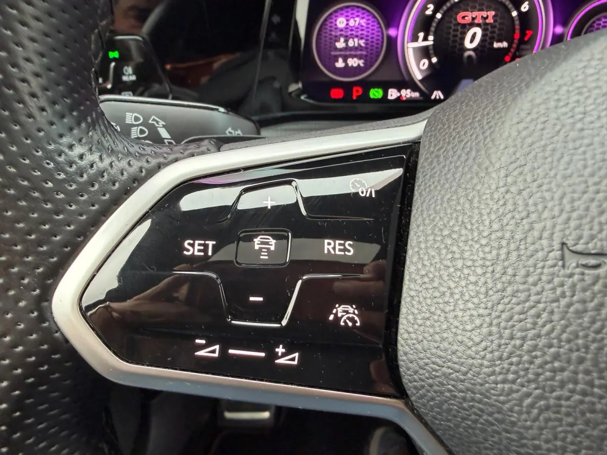 2.0 TSI GTI Panorama