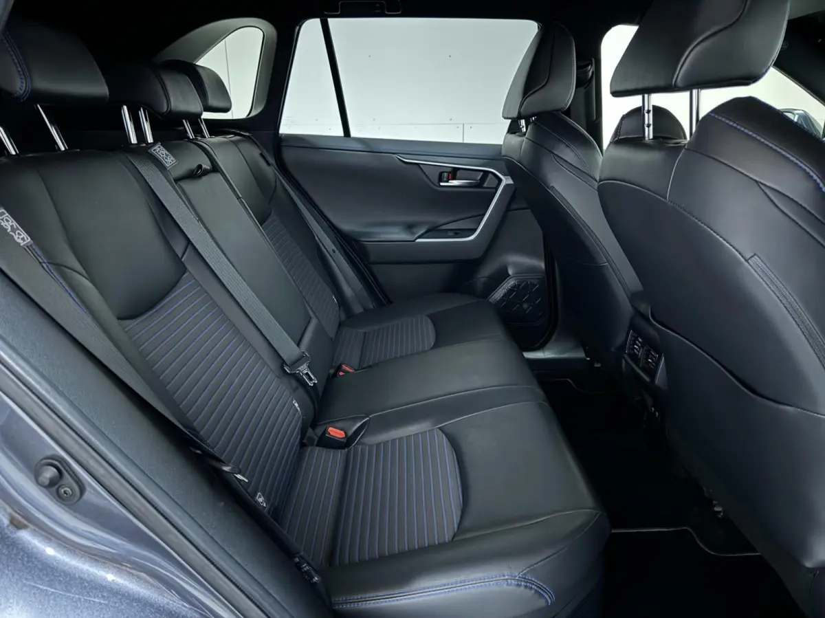 2.5 Hybrid 4x2 Pano 360° CarPlay Trekhaak ACC