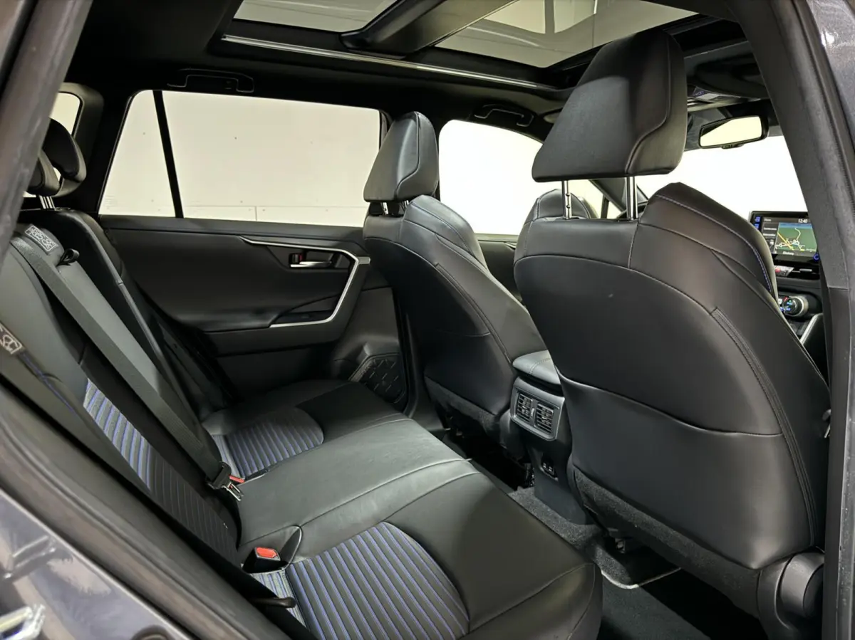 2.5 Hybrid 4x2 Pano 360° CarPlay Trekhaak ACC