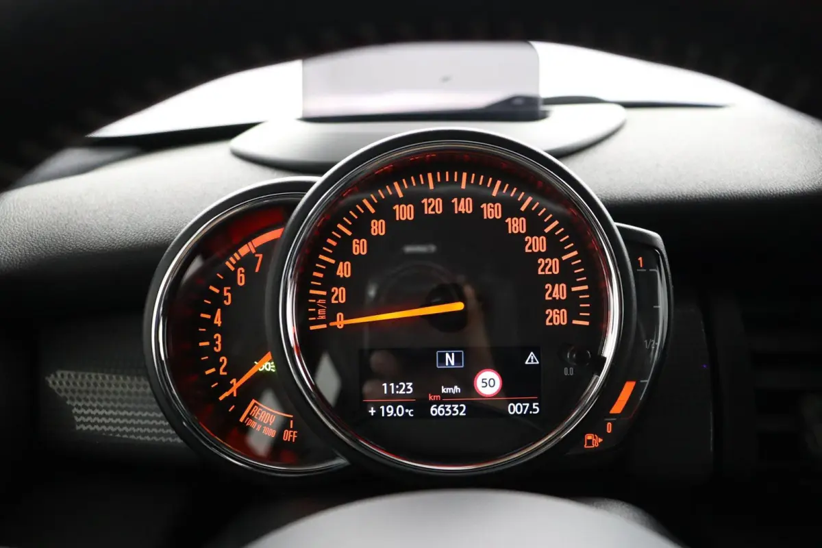 1.5 Cooper Pepper | Harman/Kardon | Head Up | 2-Zone Climatronic