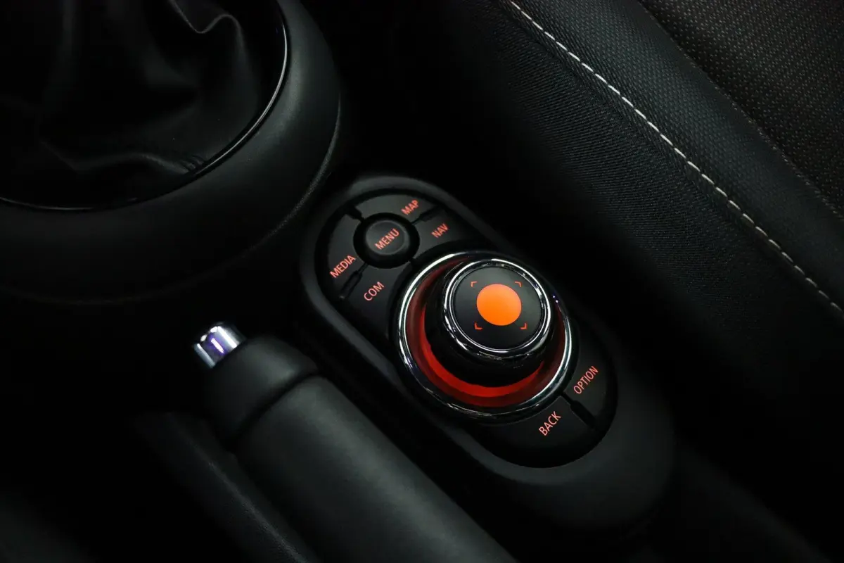 1.5 Cooper Pepper | Harman/Kardon | Head Up | 2-Zone Climatronic