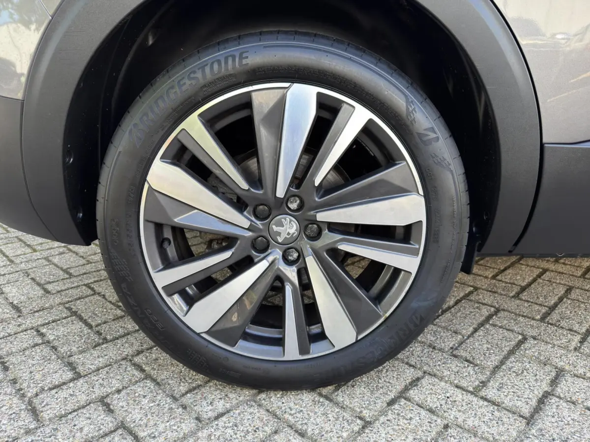 PureTech Allure Avantage|7pers.|Camera|Adaptive cruise|Carplay|Automaat|