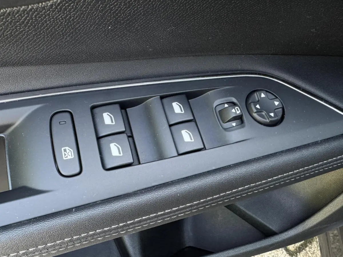 PureTech Allure Avantage|7pers.|Camera|Adaptive cruise|Carplay|Automaat|