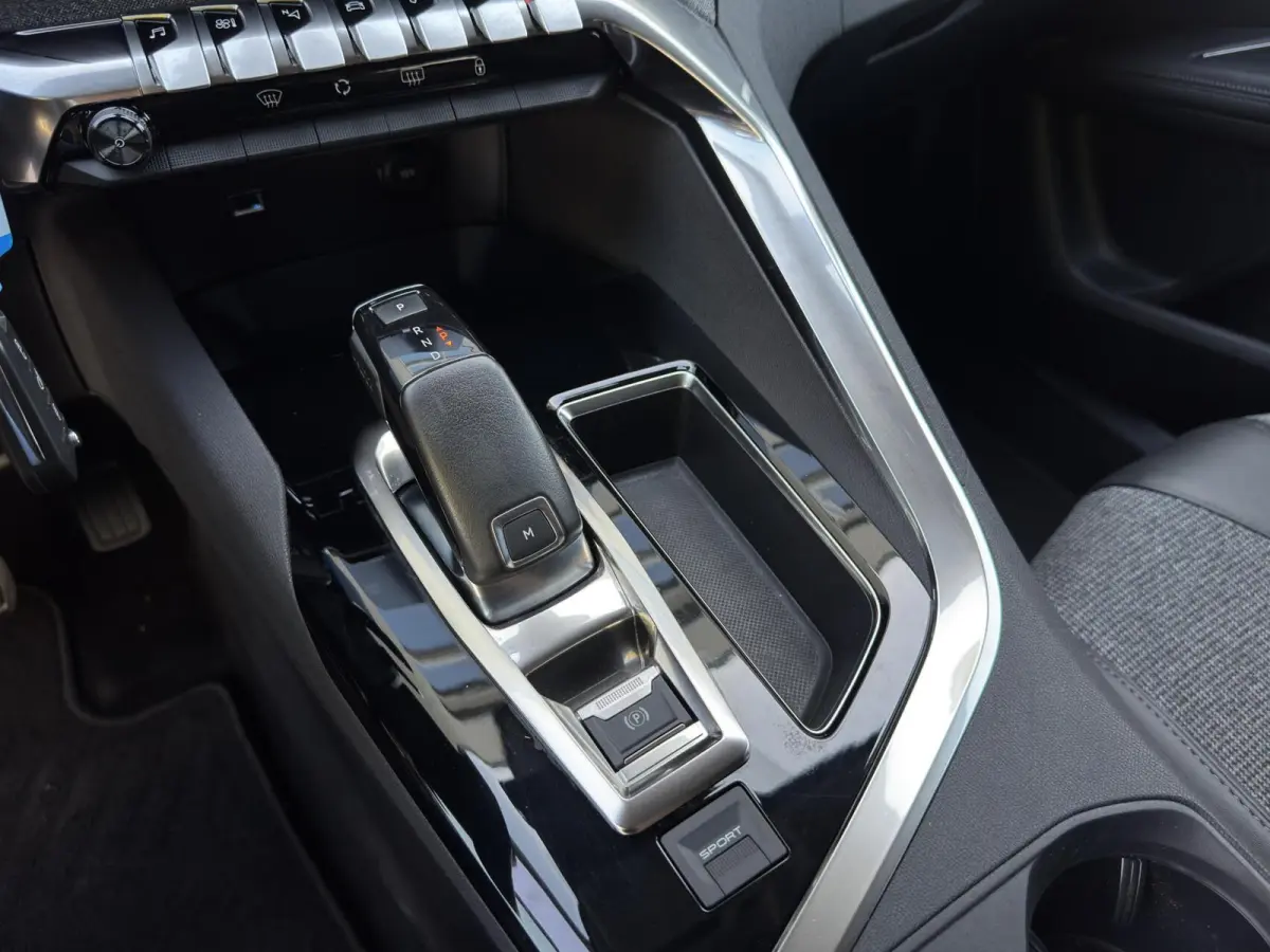 PureTech Allure Avantage|7pers.|Camera|Adaptive cruise|Carplay|Automaat|