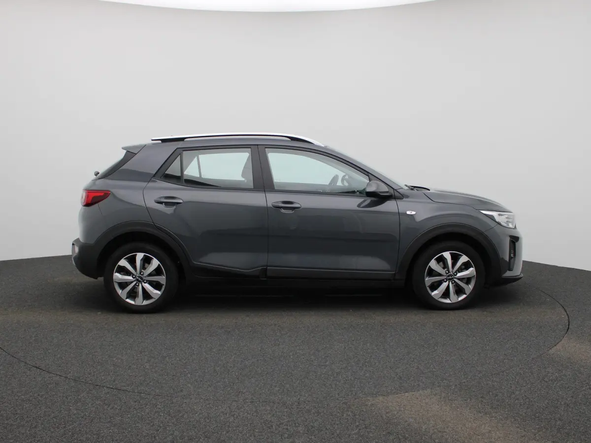 1.0 T 100 Pure | Airconditioning | Apple Carplay/Android Auto | Parkeersensoren | Lichtmetalen Velgen |