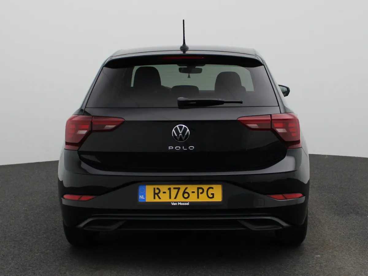 1.0 TSI Life | AIRCO | CAMERA | DIGITAAL DASHBOARD | ADAPTIEF CRUISECONTROL | NAVIGATIE | LMV |