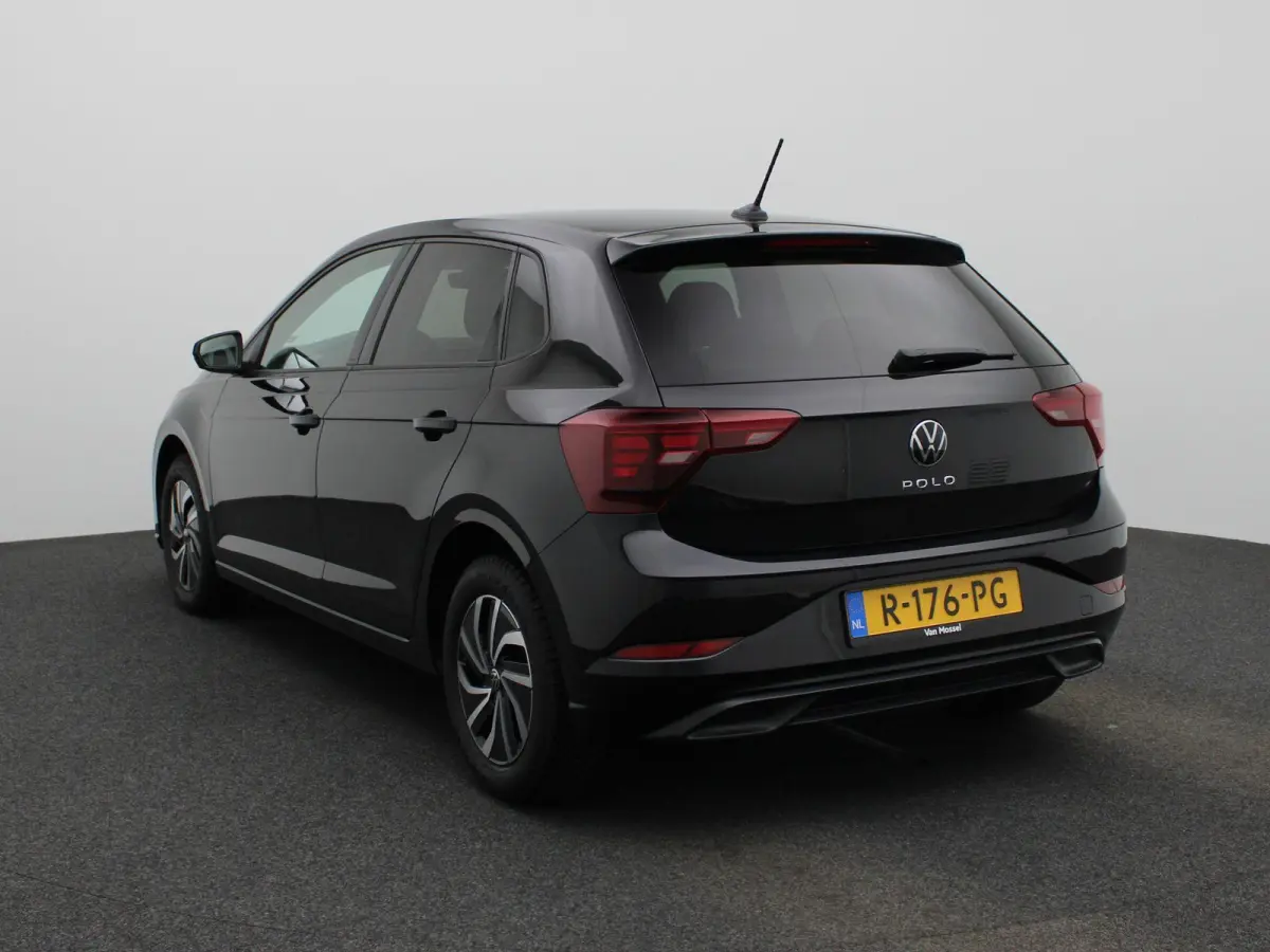 1.0 TSI Life | AIRCO | CAMERA | DIGITAAL DASHBOARD | ADAPTIEF CRUISECONTROL | NAVIGATIE | LMV |