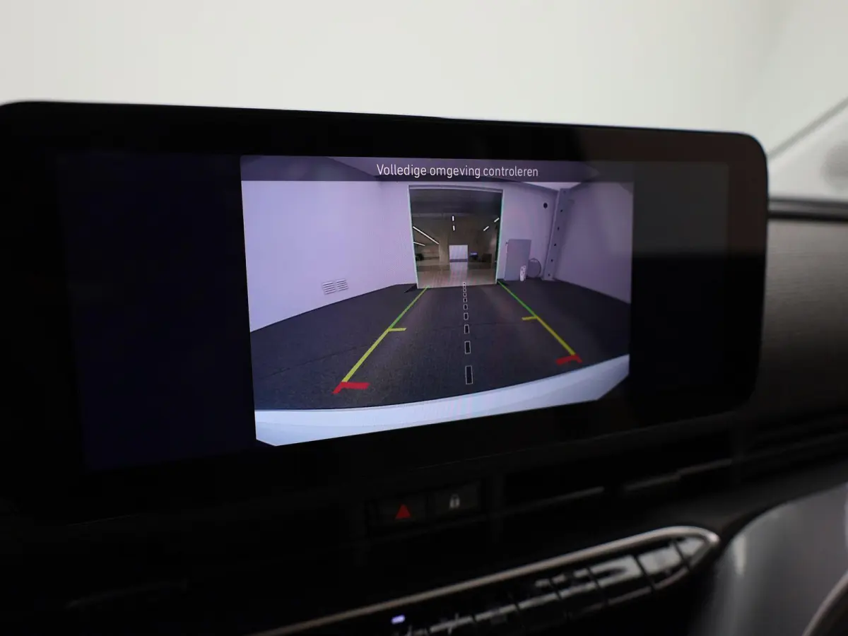42 kWh La Prima by Bocelli | LEDER | NAVIGATIE | CAMERA | ADAPTIEF CRUISECONTROL | KEYLESS | LMV | DIGITAAL DASHBOARD |