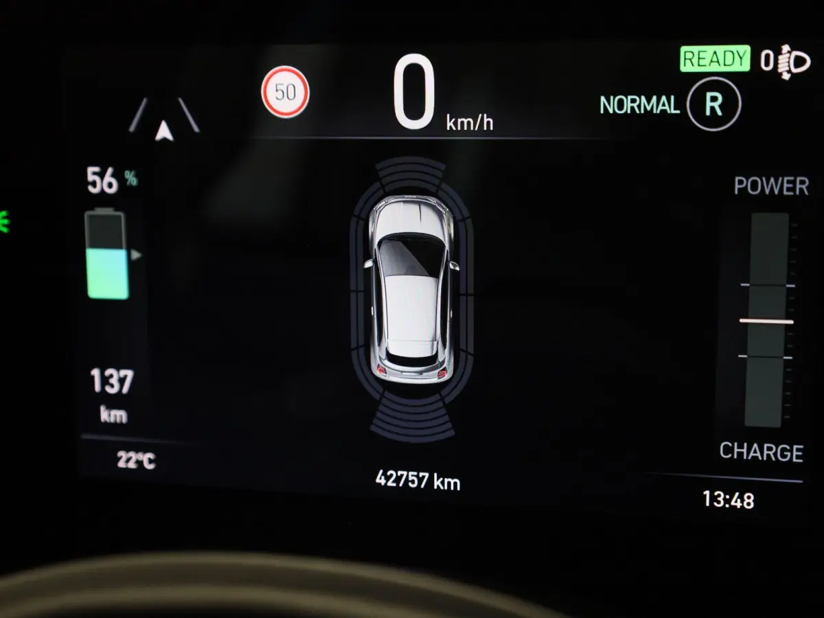 42 kWh La Prima by Bocelli | LEDER | NAVIGATIE | CAMERA | ADAPTIEF CRUISECONTROL | KEYLESS | LMV | DIGITAAL DASHBOARD |