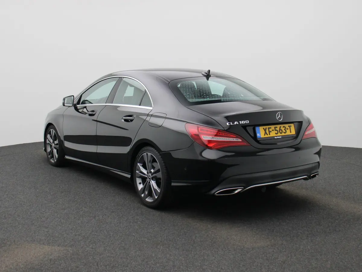 180 Business Solution Plus Upgrade Edition | TREKHAAK | CAMERA | NAVIGATIE | CRUISE CONTROL | STOELVERWARMING | LED | LMV |