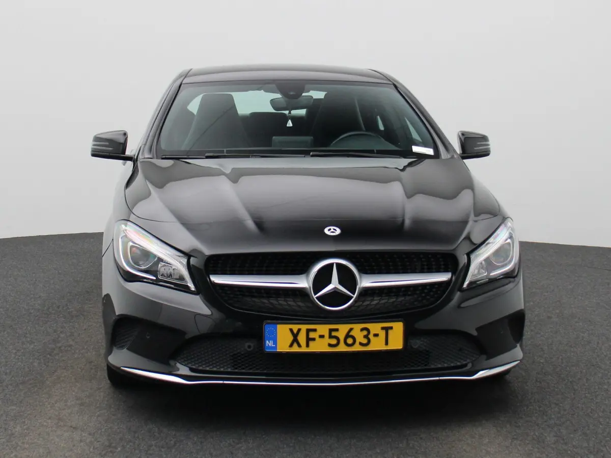180 Business Solution Plus Upgrade Edition | TREKHAAK | CAMERA | NAVIGATIE | CRUISE CONTROL | STOELVERWARMING | LED | LMV |