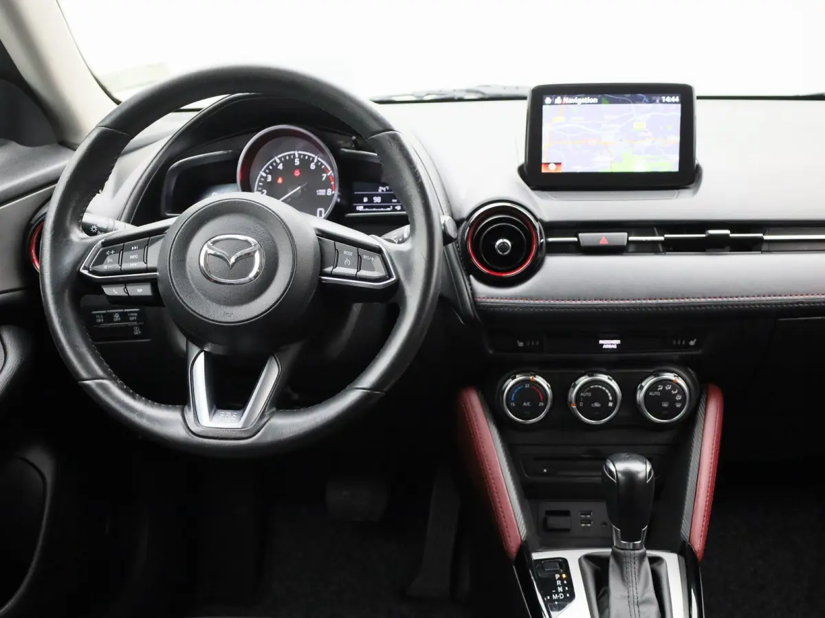 2.0 SkyActiv-G 120 GT-M | STOELVERWARMING | CAMERA | HEADUP DISPLAY | NAVIGATIE | CAMERA | CRUISE CONTROL | LED | LMV |