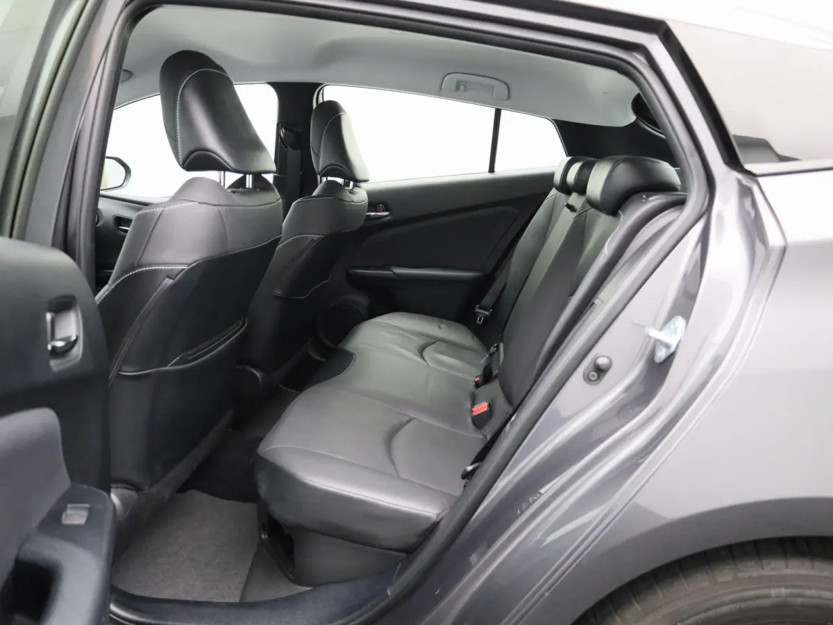 1.8 Executive | HEADUP DISPLAY | STOELVERWARMING | NAVIGATIE | KEYLESS | ELEK.STOEL | CAMERA | JBL GELUIDSSYSTEEM |