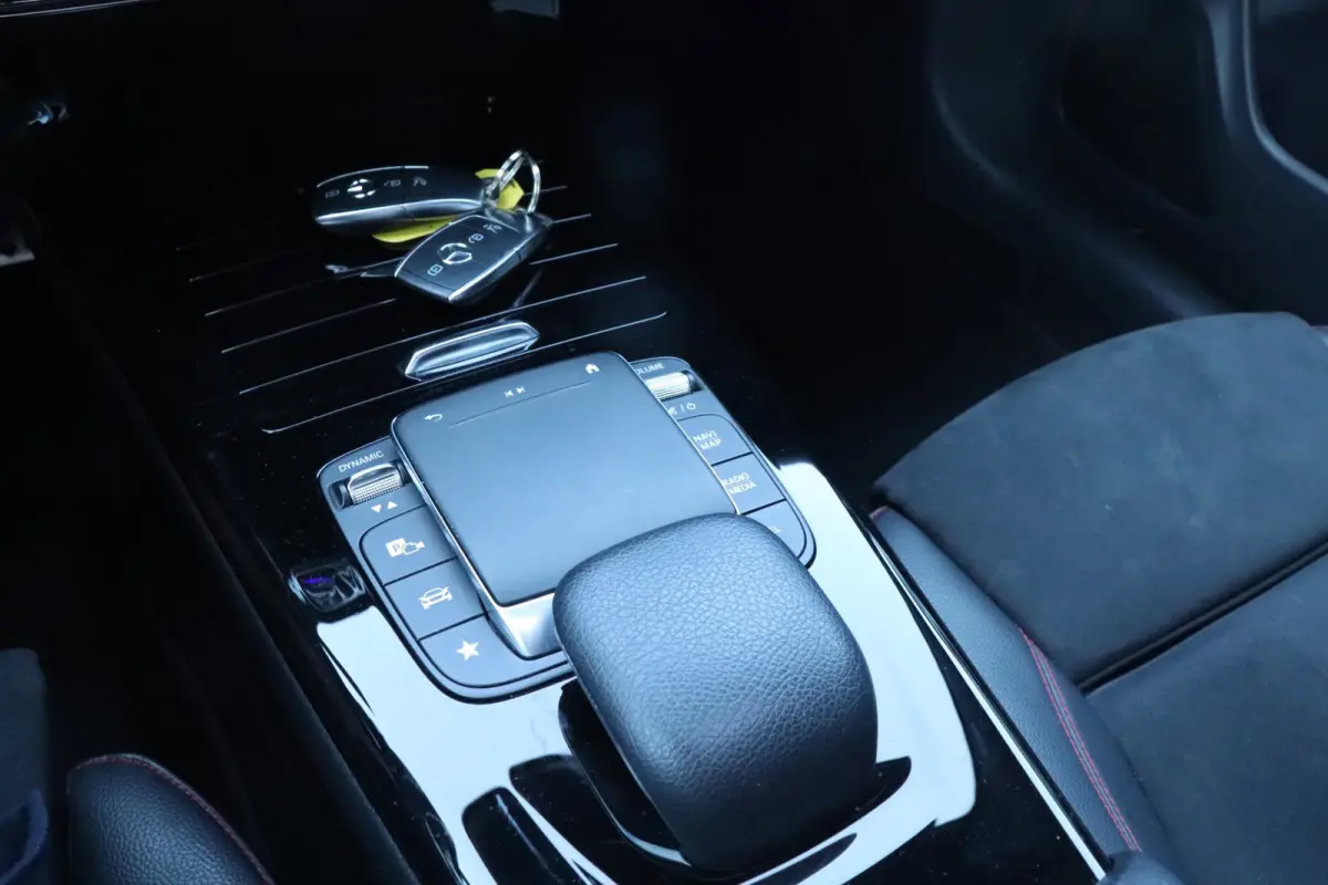 200 AMG |PANO|SFEERVERLICHTING|MEMORY|CAMERA|SFEER!