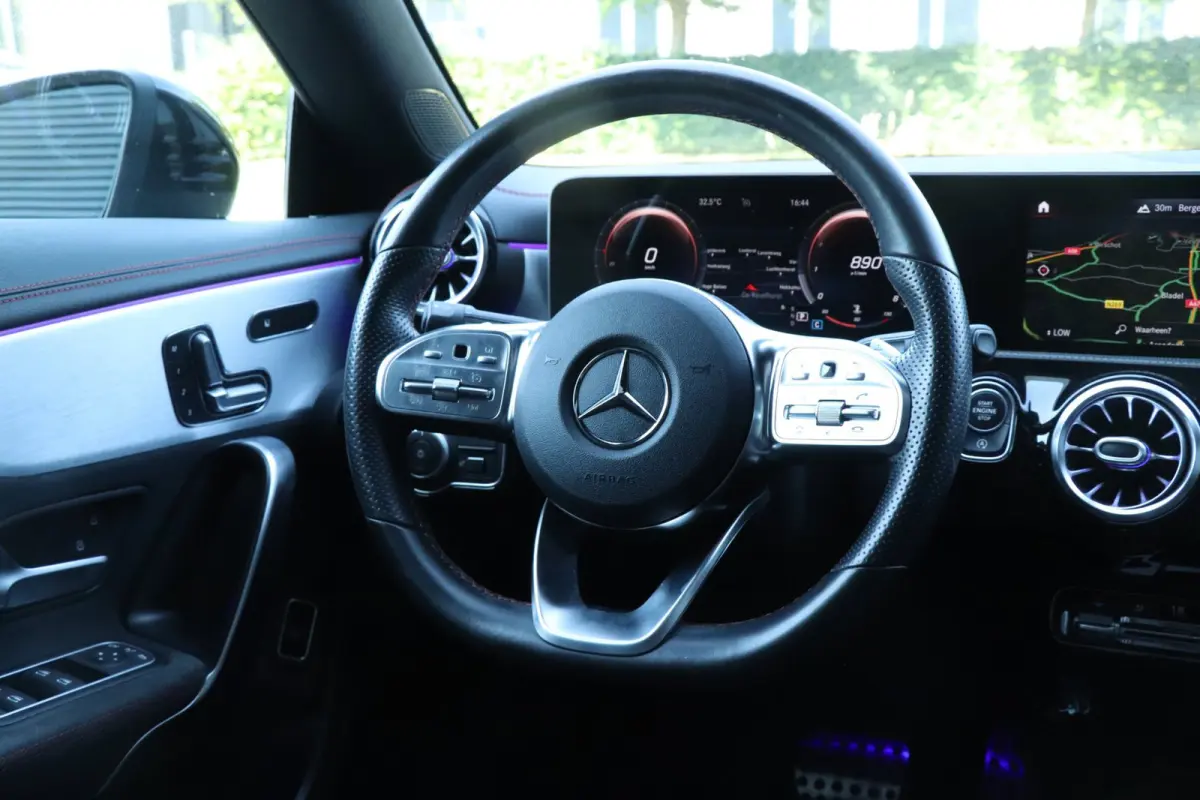 200 AMG |PANO|SFEERVERLICHTING|MEMORY|CAMERA|SFEER!
