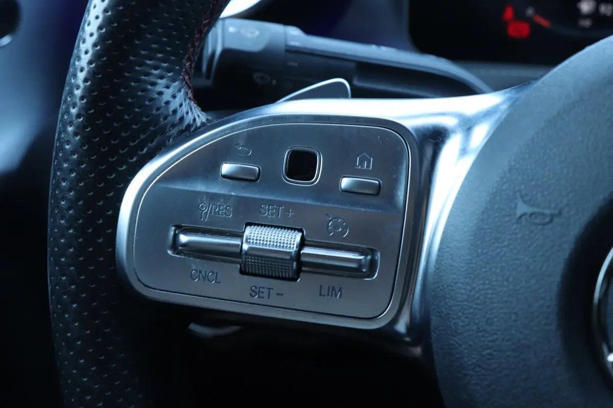 200 AMG |PANO|SFEERVERLICHTING|MEMORY|CAMERA|SFEER!