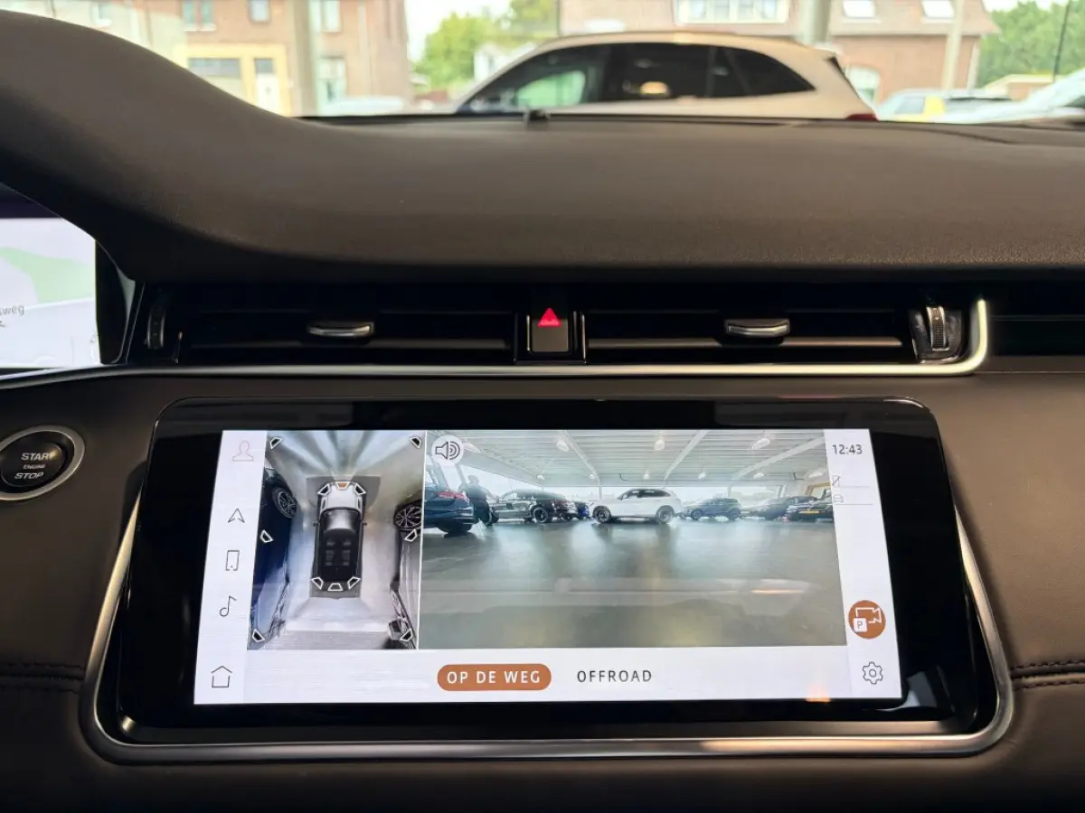 1.5 P300e HSE R-Dynamic 1e eig. Pano Leder Camera Carplay Android NL-auto