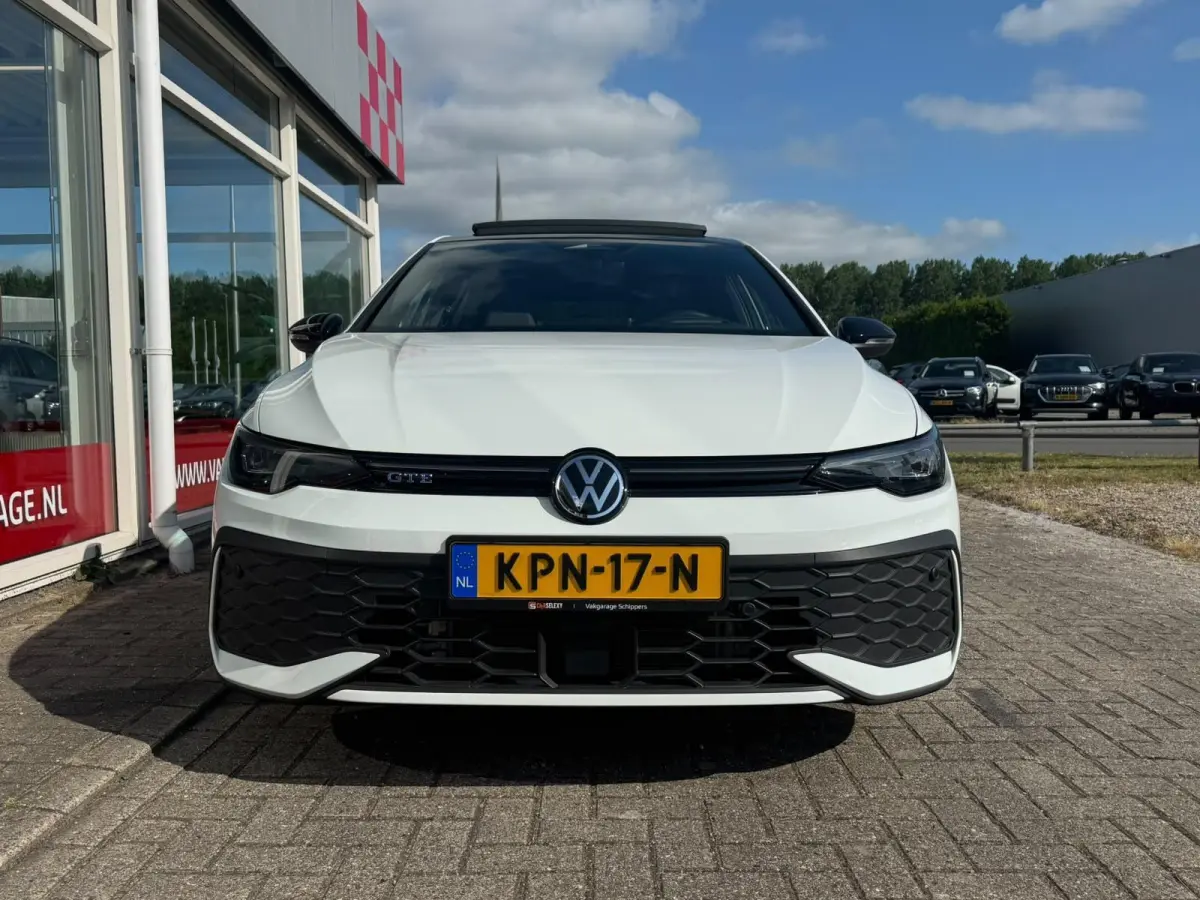 1.5 eHybrid GTE Black Style 277pk