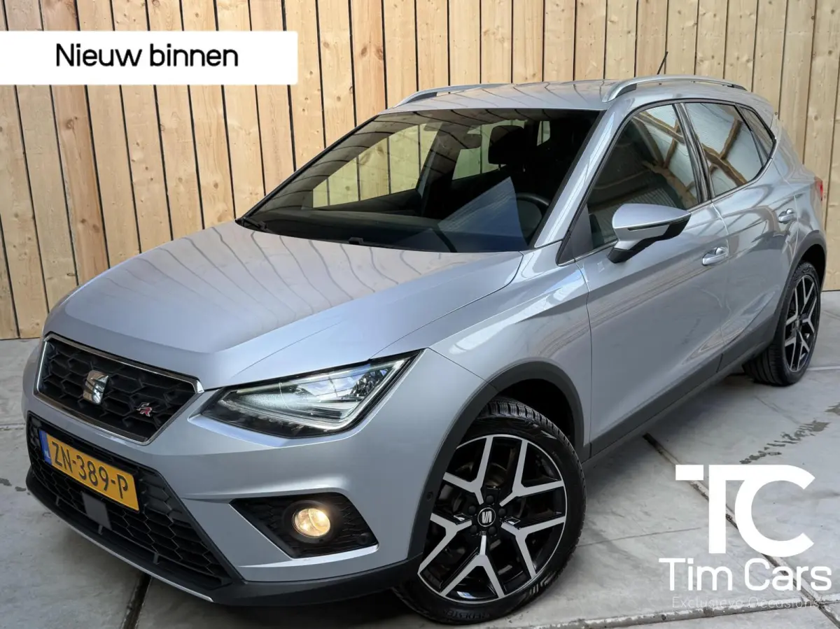1.0 TSI FR Business Intense Automaat | Alcantara bekleding | Achteruitrijcamera | Adaptieve cruise control | Apple CarPlay/Android Auto | Climate control | Navigatiesysteem | LED koplampen |