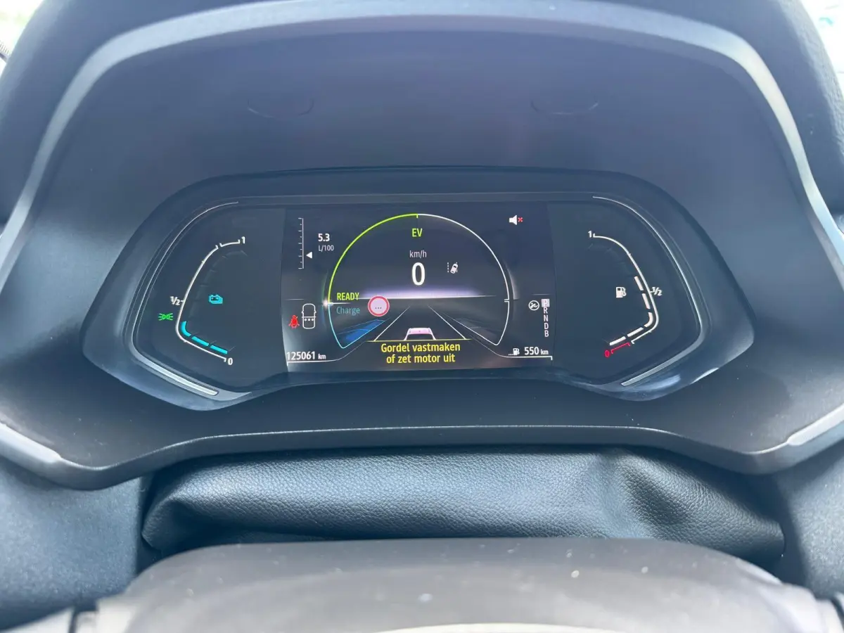 1.6 E-Tech Hybrid 145 Intens