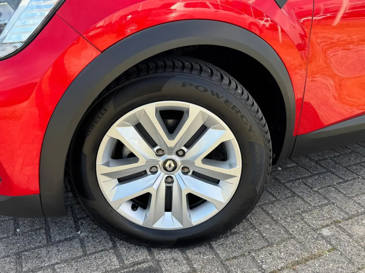 1.6 E-Tech Hybrid 145 Intens