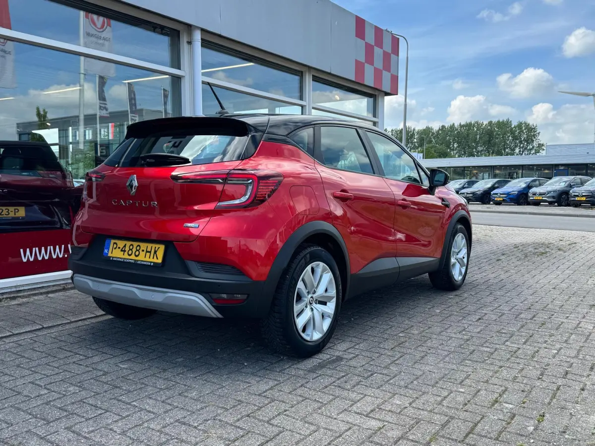 1.6 E-Tech Hybrid 145 Intens