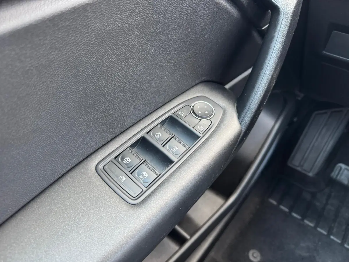 1.6 E-Tech Hybrid 145 Intens