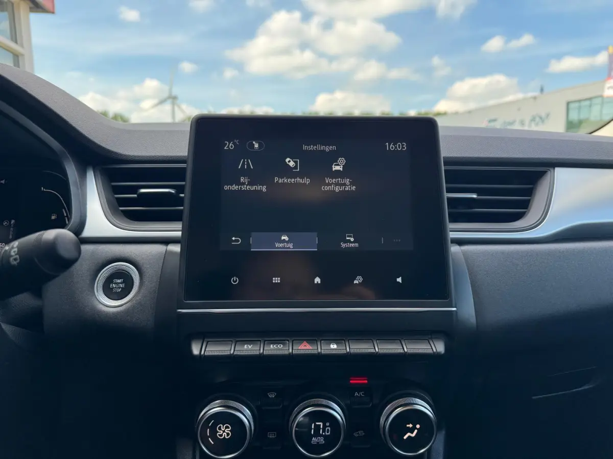 1.6 E-Tech Hybrid 145 Intens